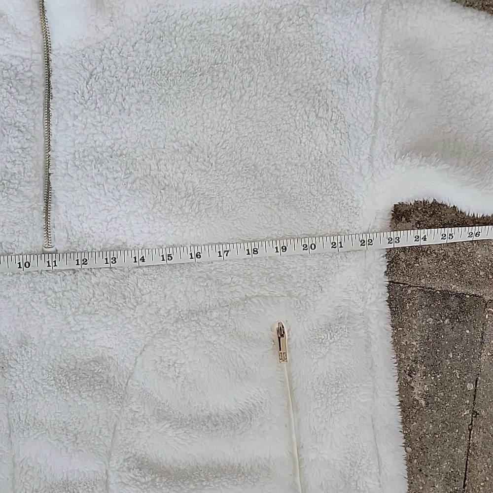 Tommy Hilfiger Cozy White Fleece Sherpa Quarter Zip Pullover Sz M